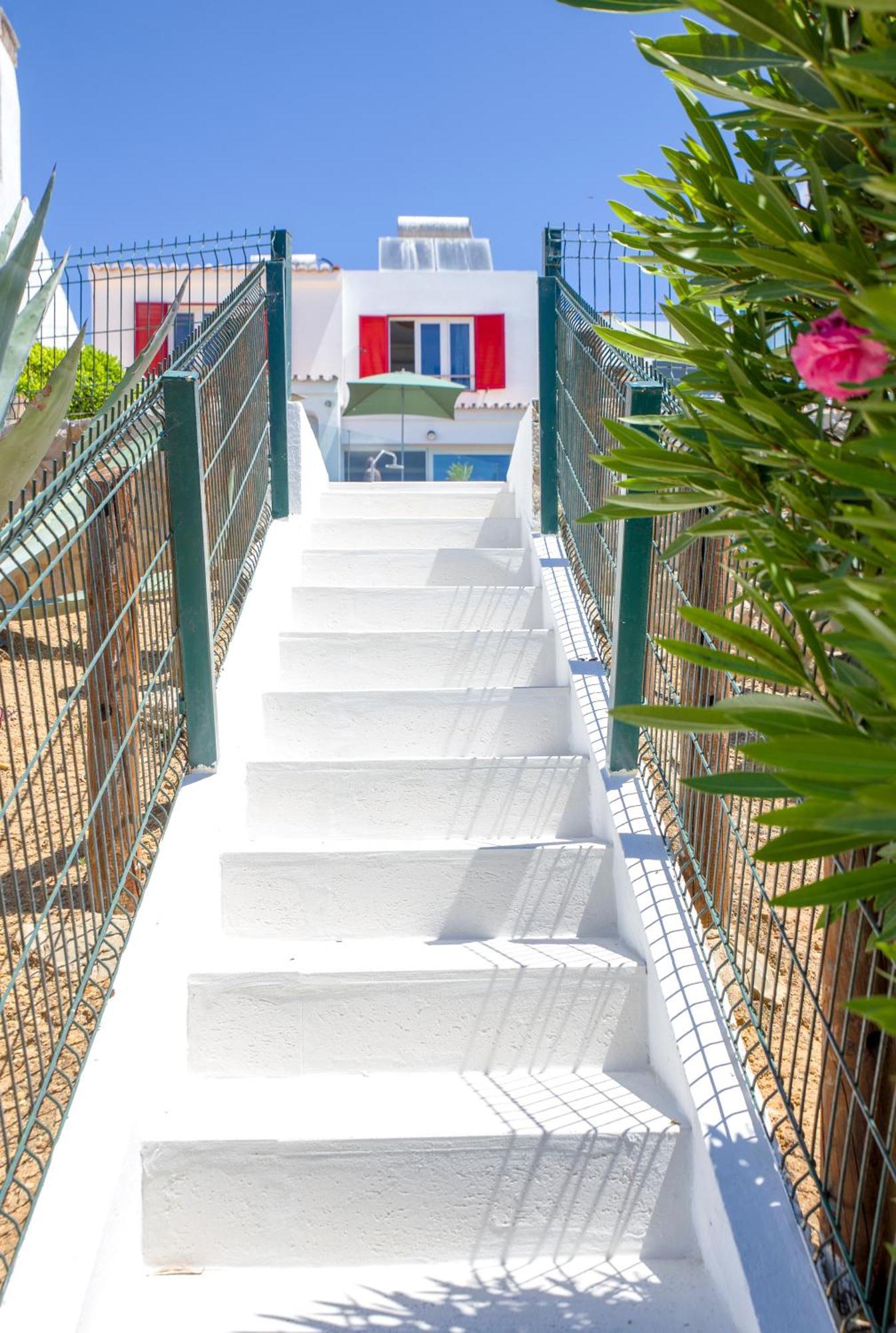 Luxurious Beachfront Villa De La Plage With Private Beach Acces Albufeira Exterior photo