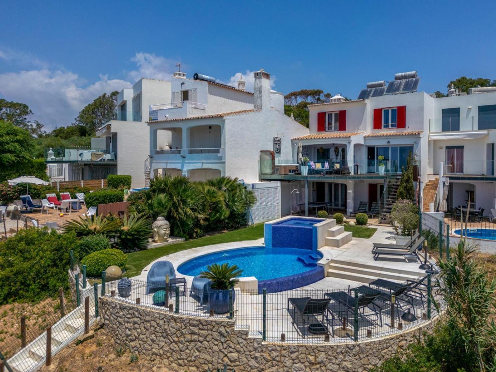 Luxurious Beachfront Villa De La Plage With Private Beach Acces Albufeira Exterior photo