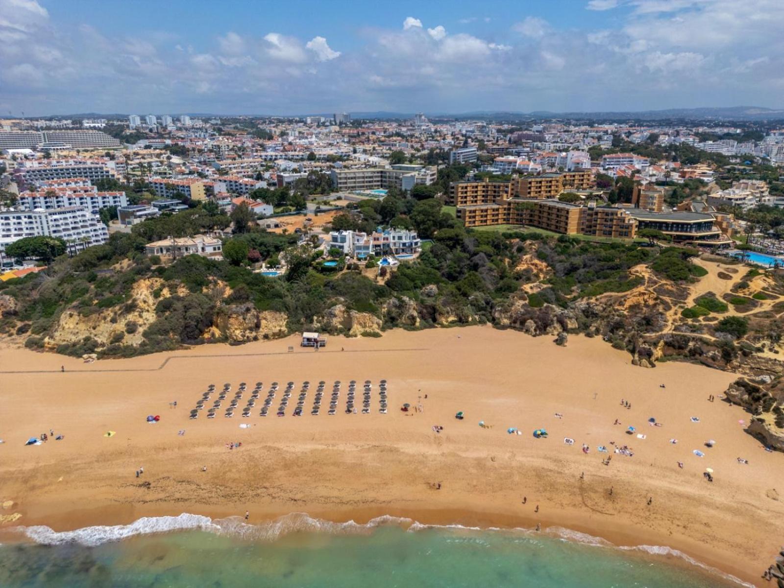 Luxurious Beachfront Villa De La Plage With Private Beach Acces Albufeira Exterior photo