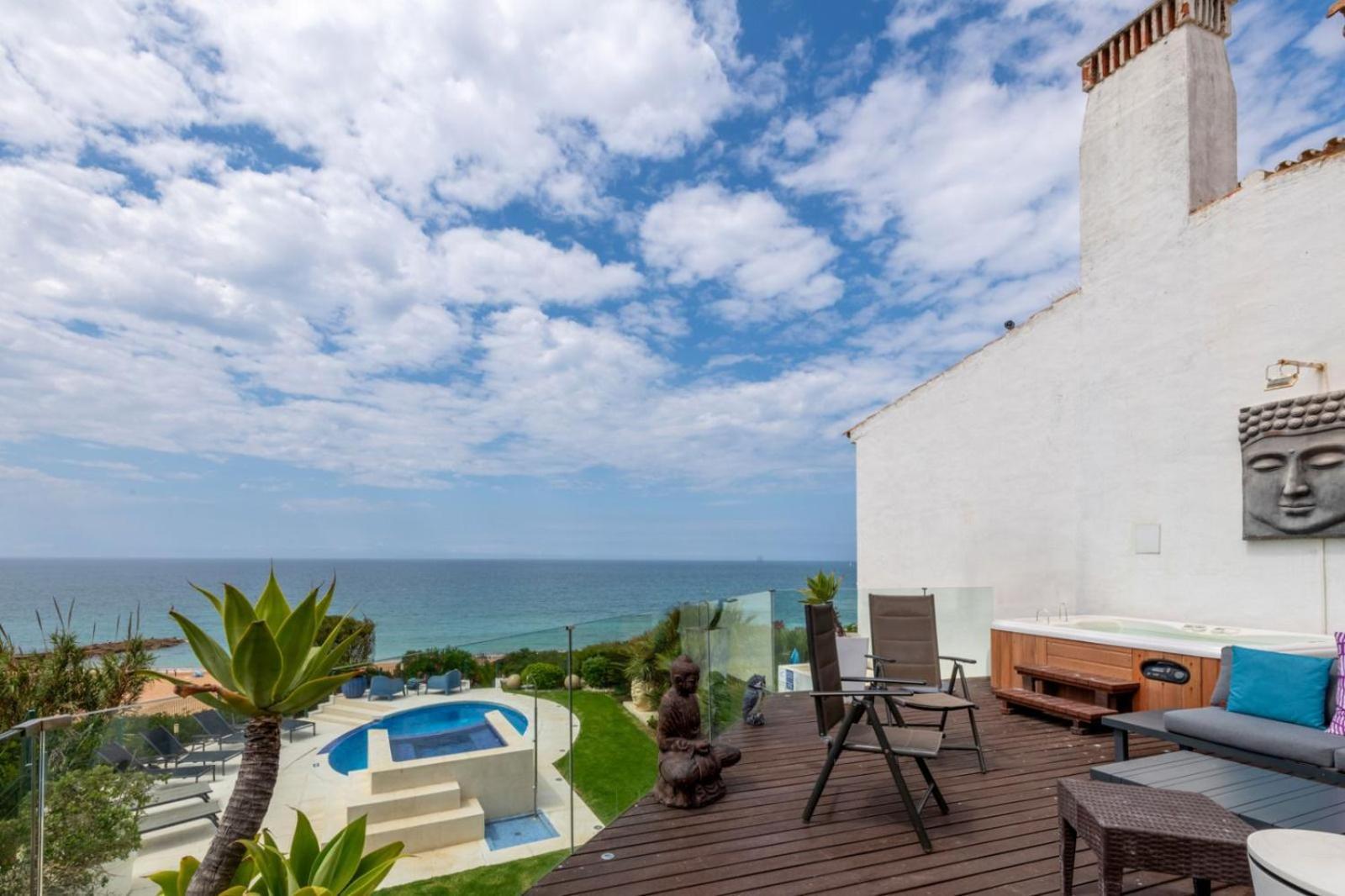 Luxurious Beachfront Villa De La Plage With Private Beach Acces Albufeira Exterior photo