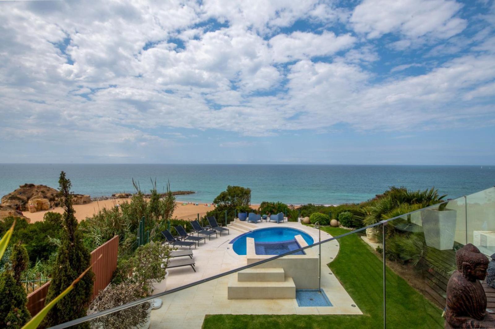 Luxurious Beachfront Villa De La Plage With Private Beach Acces Albufeira Exterior photo